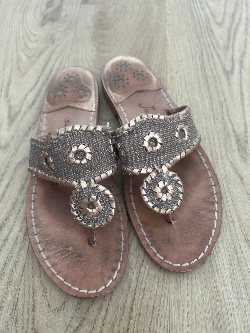 Jack Rogers Jacks Bronze Thong Sandals Size 6